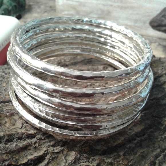 Jewelry - Sterling silver hammered set of bangle bracelets